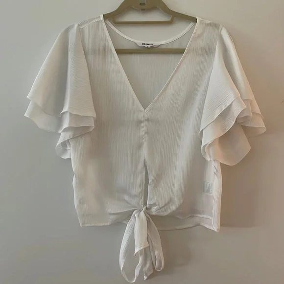 🌸SOLD🌸 BB Dakota Crop Top - Picture 1 of 3